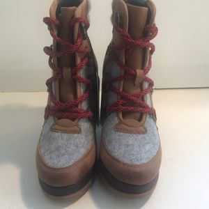 Sorel Women’s Blake Lace Block Heel Boots Size 8